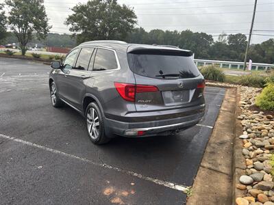 2018 Honda Pilot Touring   - Photo 4 - Forsyth, GA 31029