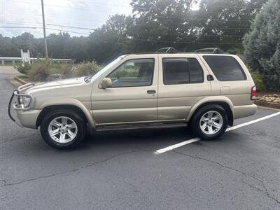 2002 Nissan Pathfinder SE   - Photo 2 - Forsyth, GA 31029
