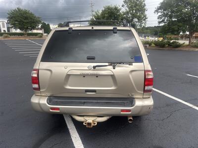 2002 Nissan Pathfinder SE   - Photo 6 - Forsyth, GA 31029