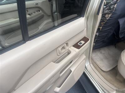 2002 Nissan Pathfinder SE   - Photo 17 - Forsyth, GA 31029