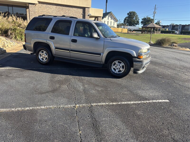 2004 Chevrolet Tahoe  