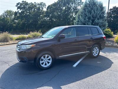 2013 Toyota Highlander - Photo 2 - Forsyth, GA 31029