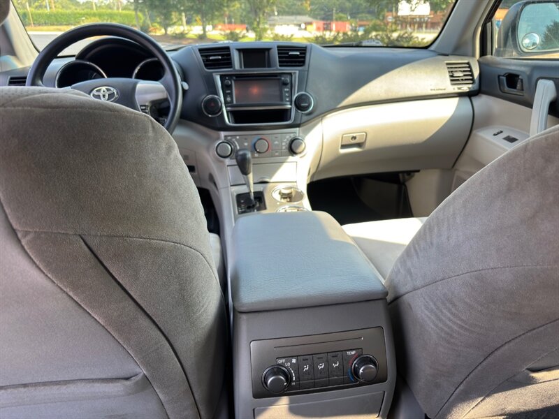 2013 Toyota Highlander Base - Photo 11