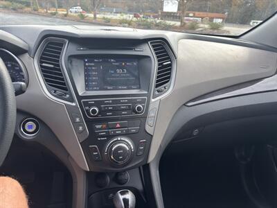 2018 Hyundai SANTA FE Sport 2.4L - Photo 17 - Forsyth, GA 31029