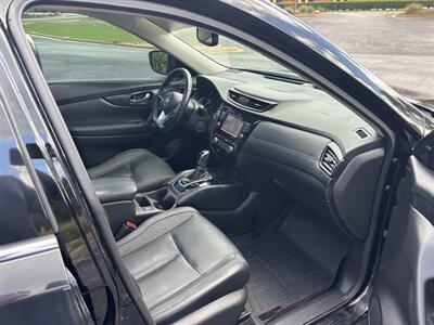 2018 Nissan Rogue SL   - Photo 12 - Forsyth, GA 31029