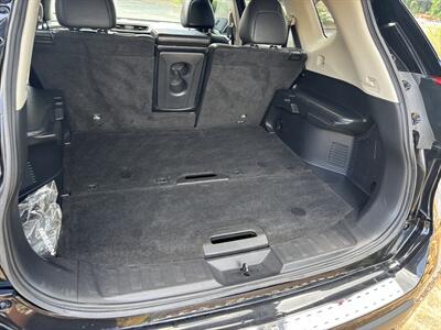 2018 Nissan Rogue SL   - Photo 10 - Forsyth, GA 31029
