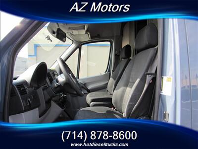 2018 Mercedes-Benz Sprinter Worker 2500  HIGH CEILING   - Photo 11 - Orange, CA 92867