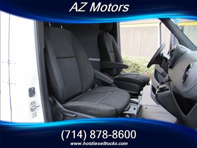 2019 Mercedes-Benz Sprinter 2500 HIGH ROOF 144 W.B.   - Photo 19 - Orange, CA 92867