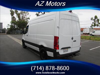 2019 Mercedes-Benz Sprinter 2500 HIGH ROOF 144 W.B.   - Photo 7 - Orange, CA 92867