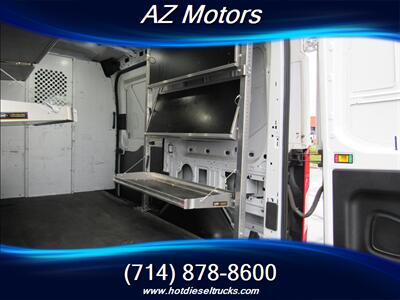 2018 Ford Transit T250 MED RF 130WB - Photo 12 - Orange, CA 92867