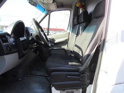 2014 Mercedes-Benz Sprinter 2500   - Photo 17 - Orange, CA 92867