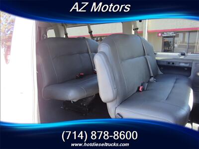2009 Ford E-350 SD XLT 8 PASS   - Photo 16 - Orange, CA 92867