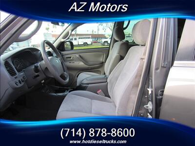 2006 Toyota Sequoia SR5   - Photo 11 - Orange, CA 92867