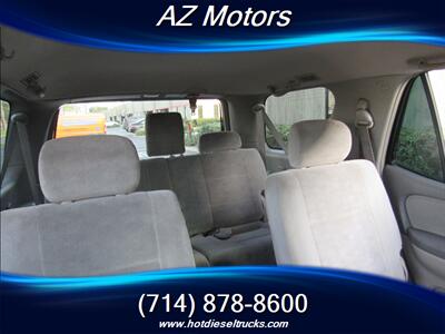 2006 Toyota Sequoia SR5   - Photo 19 - Orange, CA 92867