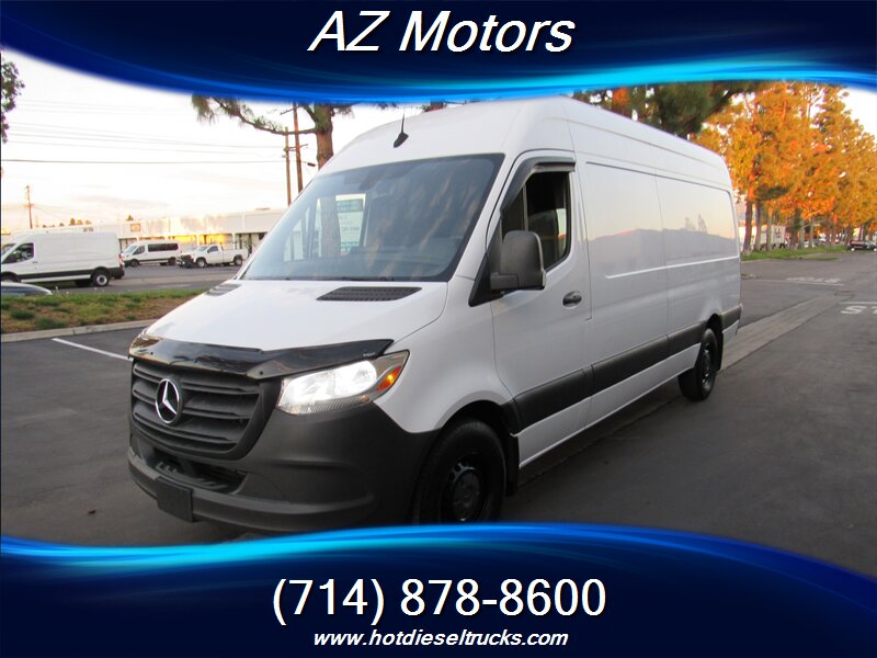 2022 Mercedes-Benz Sprinter CARGO VAN 2500 170 WB H/ROOF   - Photo 1 - Orange, CA 92867