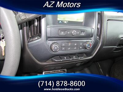 2018 Chevrolet Silverado 2500HD Work Truck 4WD CREW CAB S/B - Photo 34 - Orange, CA 92867