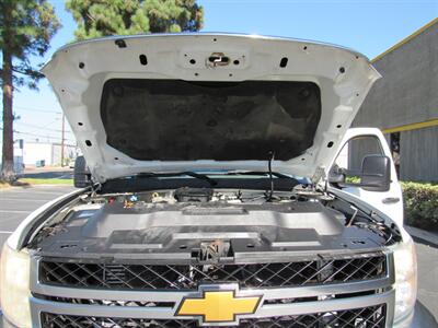 2012 Chevrolet Silverado 2500HD UTILITY BED Work Truck DIESEL   - Photo 22 - Orange, CA 92867