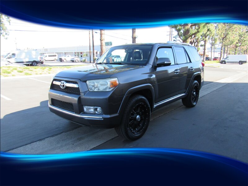2011 Toyota 4Runner SR5 4wd limited   - Photo 1 - Orange, CA 92867