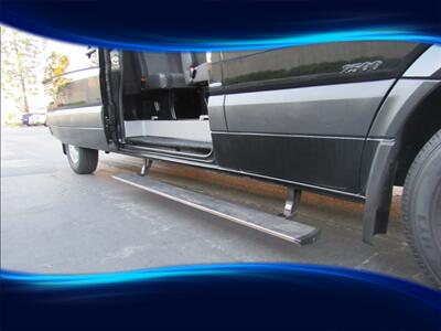 2011 Mercedes-Benz Sprinter 2500 15 PASSENGER   - Photo 17 - Orange, CA 92867