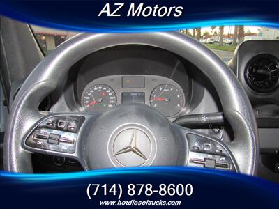 2020 Mercedes-Benz Sprinter 2500 15 PASSENGER - Photo 33 - Orange, CA 92867