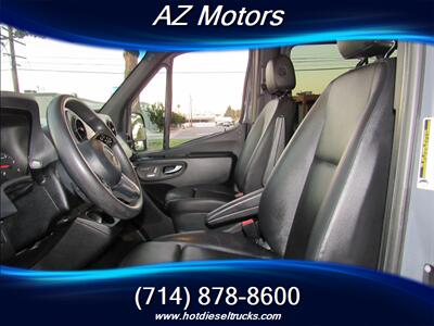2020 Mercedes-Benz Sprinter 2500 15 PASSENGER - Photo 22 - Orange, CA 92867