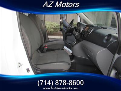 2018 Nissan NV200 SV MINI VAN   - Photo 20 - Orange, CA 92867