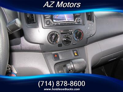 2018 Nissan NV200 SV MINI VAN   - Photo 31 - Orange, CA 92867