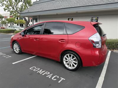 2012 Toyota Prius v Two! Hybrid! Clean Title!  Financing Available! - Photo 4 - Concord, CA 94520