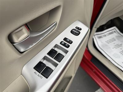 2012 Toyota Prius v Two! Hybrid! Clean Title!  Financing Available! - Photo 13 - Concord, CA 94520