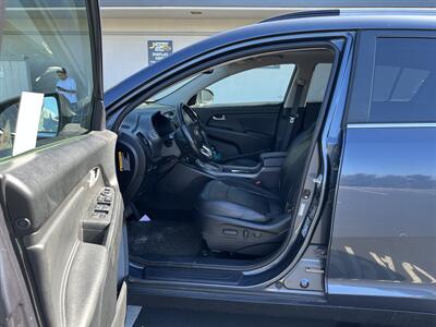 2013 Kia Sportage EX  END OF THE MONTH SPECIAL - Photo 9 - Concord, CA 94520