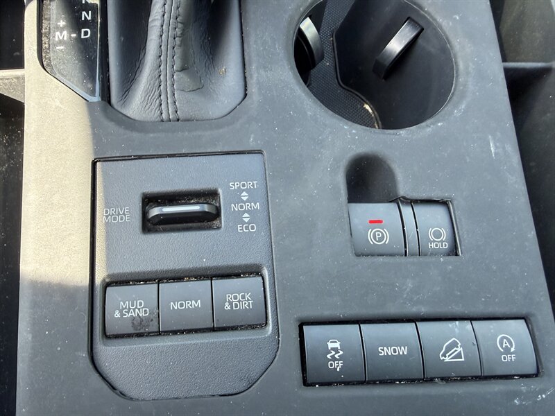 2020 Toyota Highlander XLE AWD Financing Available! - Photo 16 - Concord, CA 94520