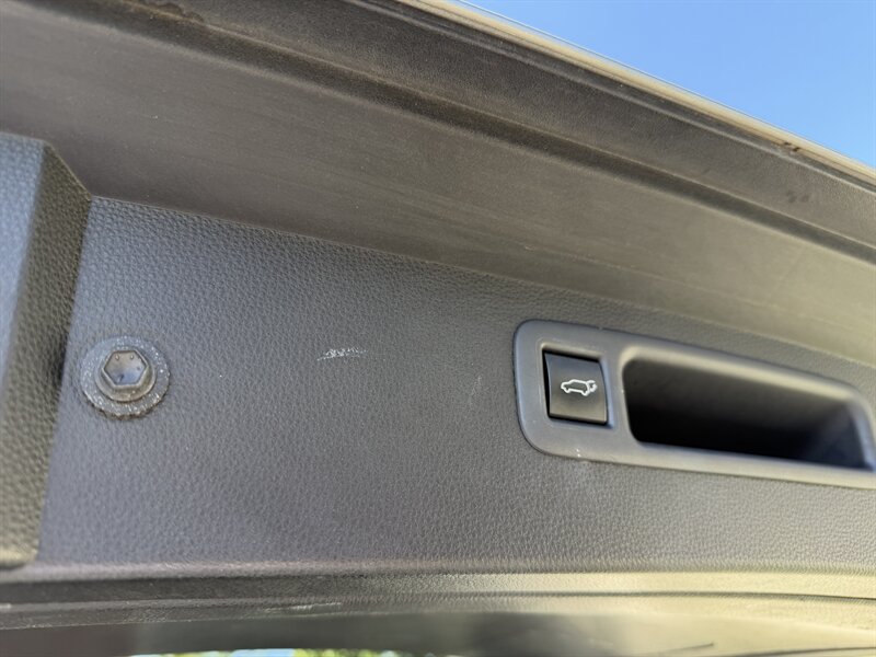 2020 Toyota Highlander XLE AWD Financing Available! - Photo 29 - Concord, CA 94520