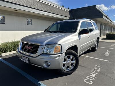 2004 GMC Envoy XUV  SUV THAT TURN INTO A TRUCK