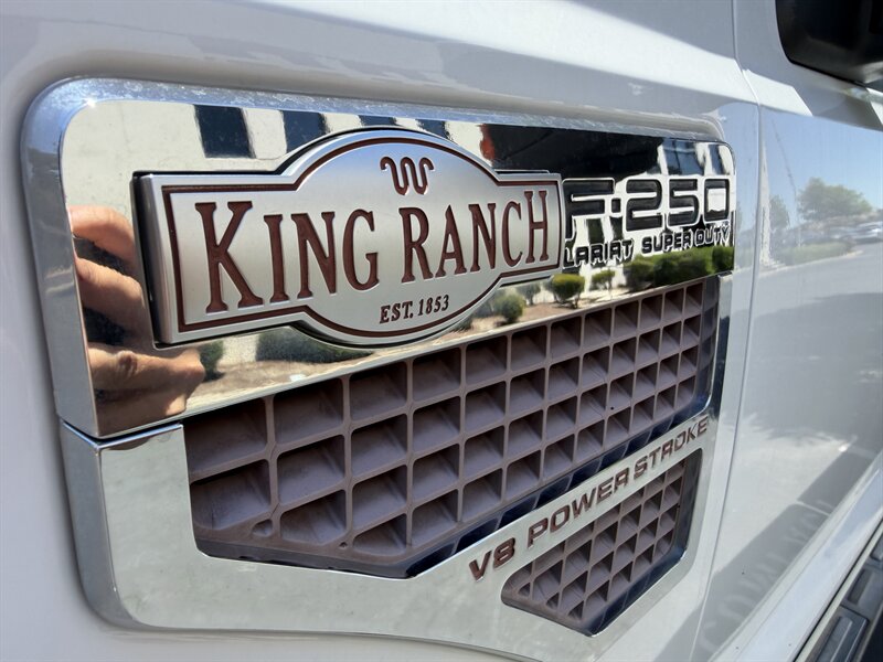 2010 Ford F-250 FX4! Super Duty! Turbo Diesel! King Ranch! CrewCab! Clean Title! Financing Available! - Photo 9 - Concord, CA 94520
