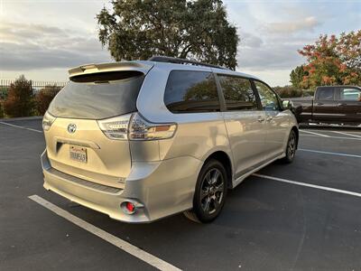 2020 Toyota Sienna SE AWD  FINANCE AVAILABLE! - Photo 5 - Concord, CA 94520
