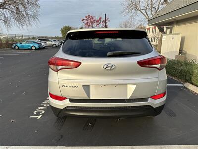 2017 Hyundai Tucson SE   - Photo 3 - Concord, CA 94520