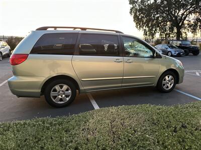 2008 Toyota Sienna LE 7-Passenger  6K OUT THE DOOR - Photo 7 - Concord, CA 94520
