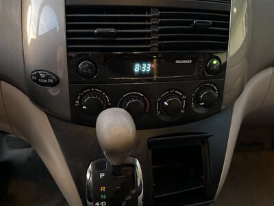 2008 Toyota Sienna LE 7-Passenger  6K OUT THE DOOR - Photo 11 - Concord, CA 94520