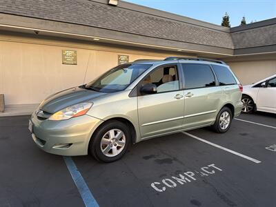 2008 Toyota Sienna LE 7-Passenger  6K OUT THE DOOR - Photo 2 - Concord, CA 94520