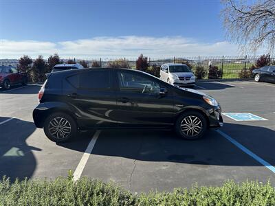 2015 Toyota Prius c Hybrid! Clean Title  $7900 Out The Door Special! - Photo 7 - Concord, CA 94520