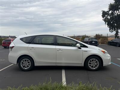 2014 Toyota Prius V Hybrid! Clean Title! Low Miles!  Financing Available! - Photo 5 - Concord, CA 94520