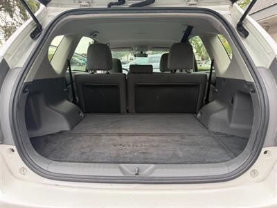 2014 Toyota Prius V Hybrid! Clean Title! Low Miles!  Financing Available! - Photo 11 - Concord, CA 94520