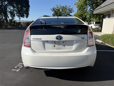 2015 Toyota Prius Clean Title! Financing Available!   - Photo 4 - Concord, CA 94520