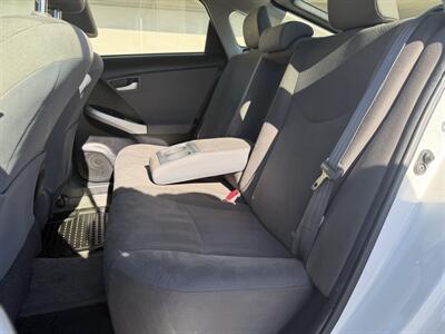 2015 Toyota Prius Clean Title! Financing Available!   - Photo 11 - Concord, CA 94520