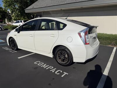 2015 Toyota Prius Clean Title! Financing Available!   - Photo 3 - Concord, CA 94520