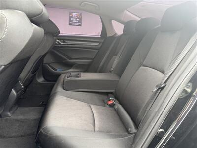 2019 Honda Accord LX! Clean Title! Automatic!  Financing Available! - Photo 9 - Concord, CA 94520