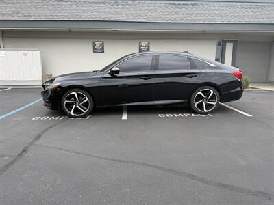 2019 Honda Accord LX! Clean Title! Automatic!  Financing Available! - Photo 2 - Concord, CA 94520