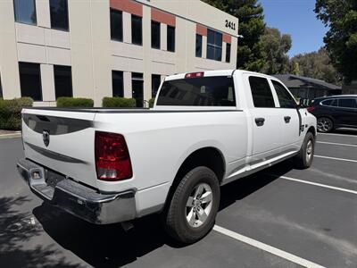 2022 RAM 1500 SLT CrewCab! 4X4! 5.7 Hemi! Clean Title!  Financing Available! - Photo 5 - Concord, CA 94520
