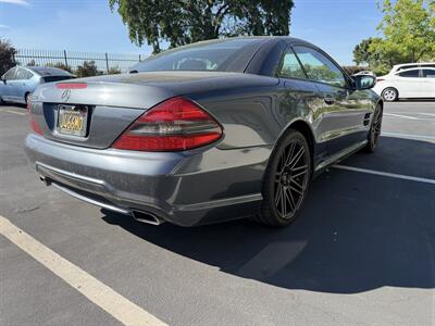 2009 Mercedes-Benz SL 550 MUST SEE CLEAN TITLE FINANCING AVAILABLE - Photo 5 - Concord, CA 94520