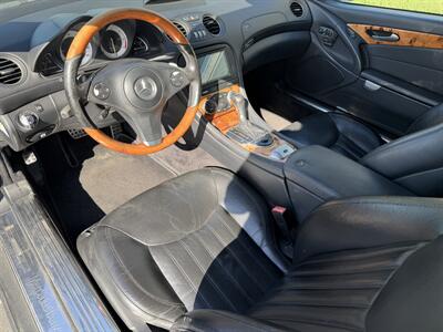 2009 Mercedes-Benz SL 550 MUST SEE CLEAN TITLE FINANCING AVAILABLE - Photo 10 - Concord, CA 94520